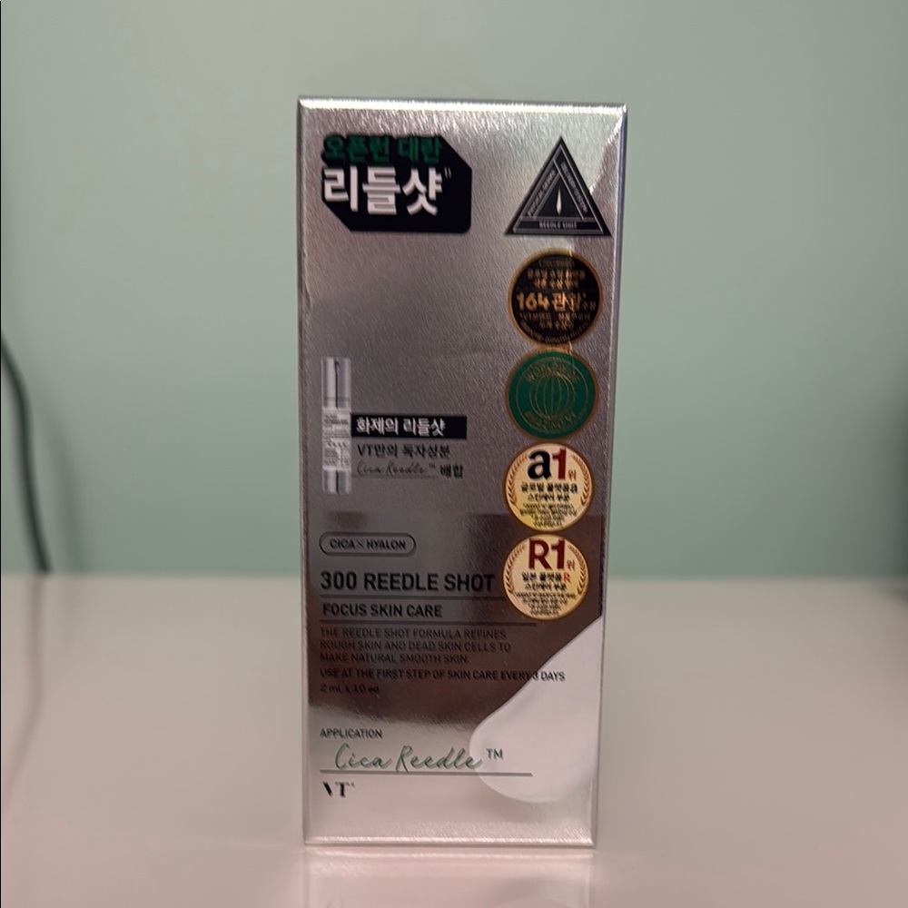Cica Redle 300 Reedle Shot Serum - Silver